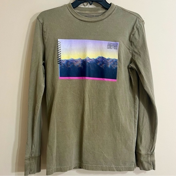 AMERICAN EAGLE Streetwear Vaporwave Olive Green Long Sleeve Graphic Tee Size XS - Picture 4 of 11